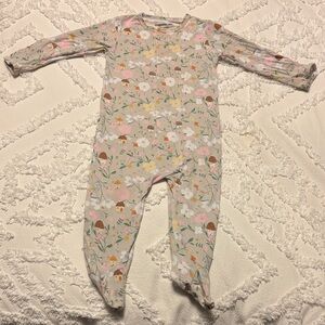Magnetic Me PORTABELLA POSIES footie, 6-9 months